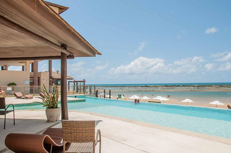 Barra Bali Foot on the sand with Sea View