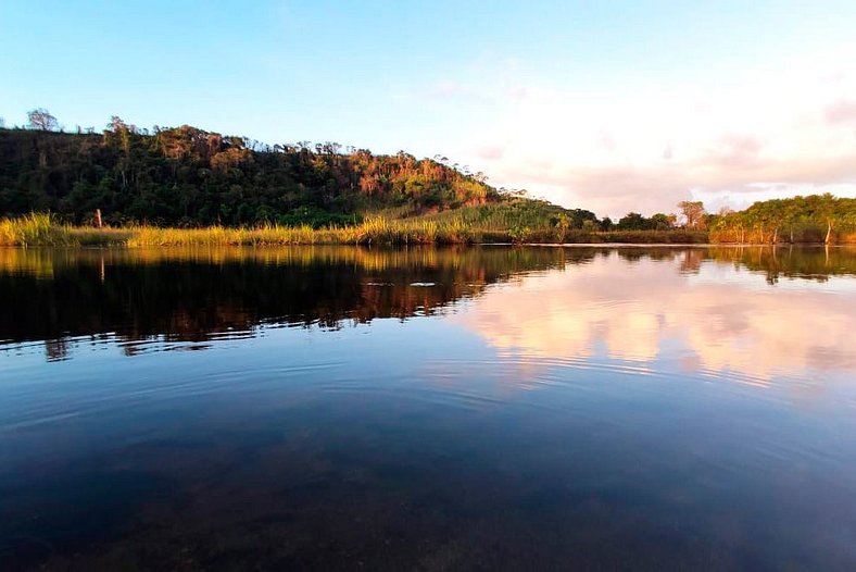 Casa de Campo con Río Privado